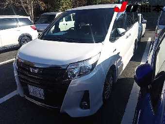 TOYOTA NOAH 2017 Image 5