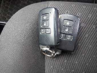 TOYOTA NOAH 2017 Image 10