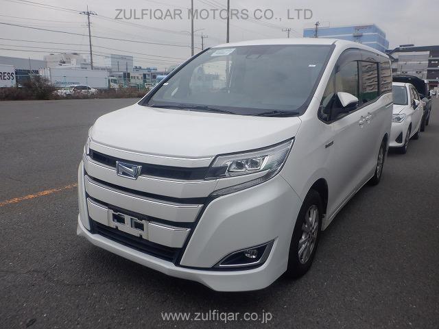 TOYOTA NOAH 2017 Image 7
