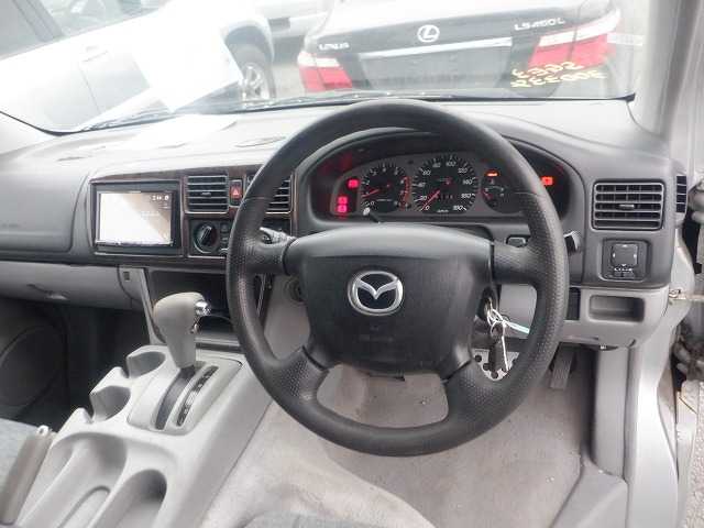 MAZDA BONGO FRIENDEE 2000 Image 19