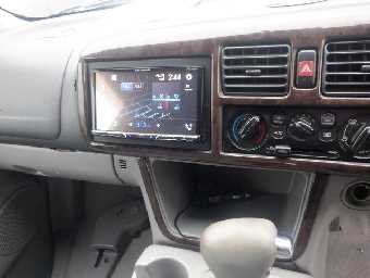 MAZDA BONGO FRIENDEE 2000 Image 12