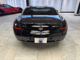 MERCEDES BENZ SLS AMG 2010 Image 14