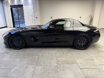 MERCEDES BENZ SLS AMG 2010 Image 16