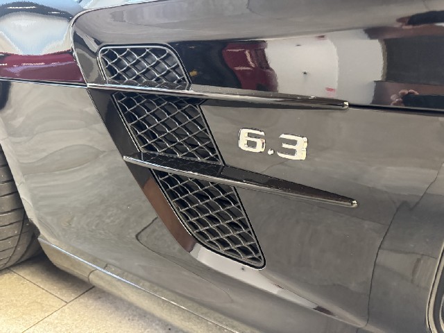 MERCEDES BENZ SLS AMG 2010 Image 32
