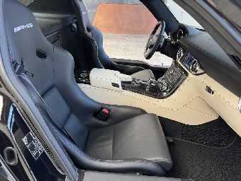 MERCEDES BENZ SLS AMG 2010 Image 36