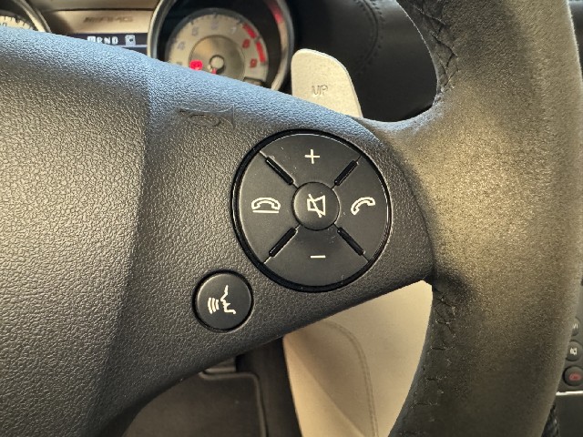 MERCEDES BENZ SLS AMG 2010 Image 50