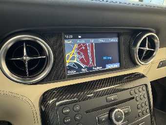 MERCEDES BENZ SLS AMG 2010 Image 47