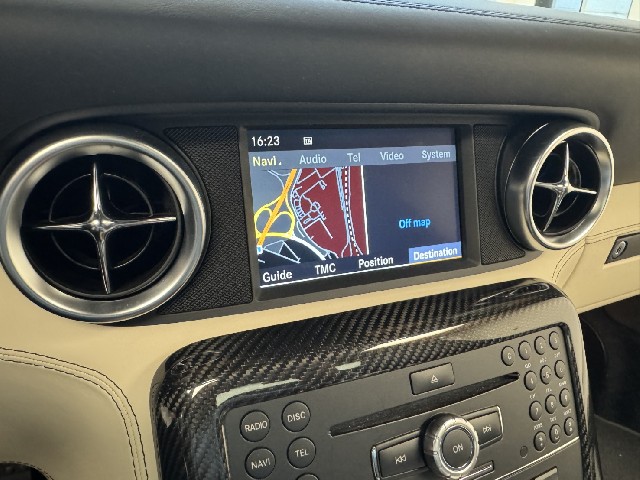 MERCEDES BENZ SLS AMG 2010 Image 53