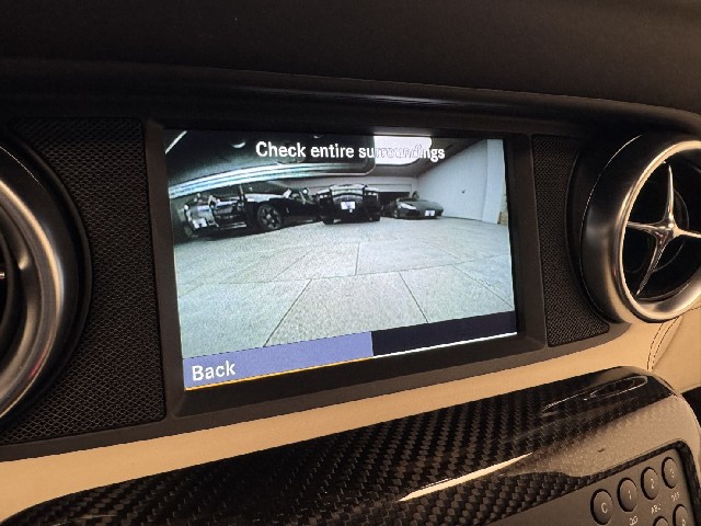 MERCEDES BENZ SLS AMG 2010 Image 54