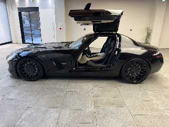 MERCEDES BENZ SLS AMG 2010 Image 8