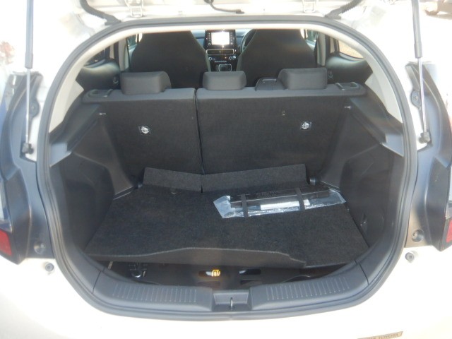 TOYOTA AQUA 2022 Image 24