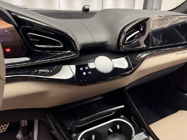 FERRARI PUROSANGUE 2025 Image 62