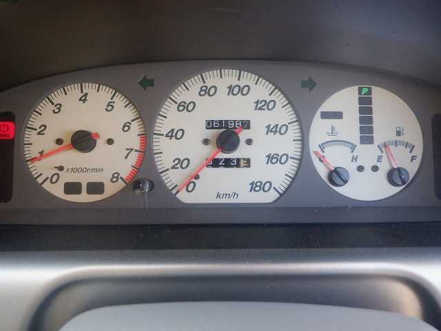 MAZDA BONGO FRIENDEE 2002 Image 43