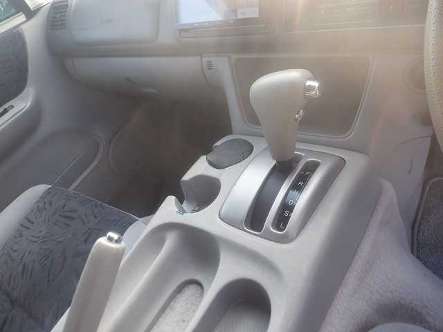 MAZDA BONGO FRIENDEE 2002 Image 46