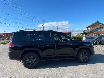 TOYOTA LAND CRUISER 2022 Image 2