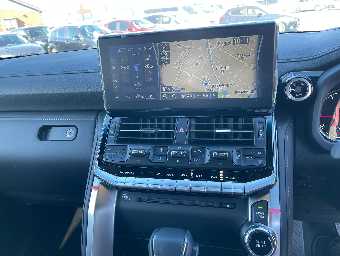 TOYOTA LAND CRUISER 2022 Image 5