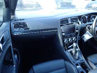 VOLKSWAGEN GOLF R 2014 Image 10