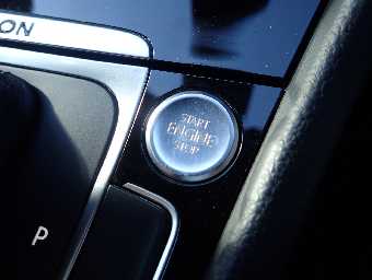 VOLKSWAGEN GOLF R 2014 Image 17