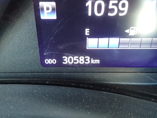 TOYOTA VITZ 2014 Image 22