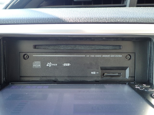 TOYOTA VITZ 2014 Image 26