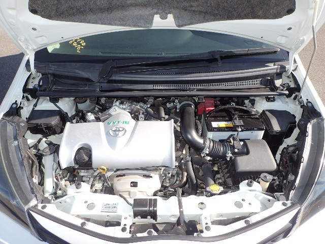 TOYOTA VITZ 2014 Image 48