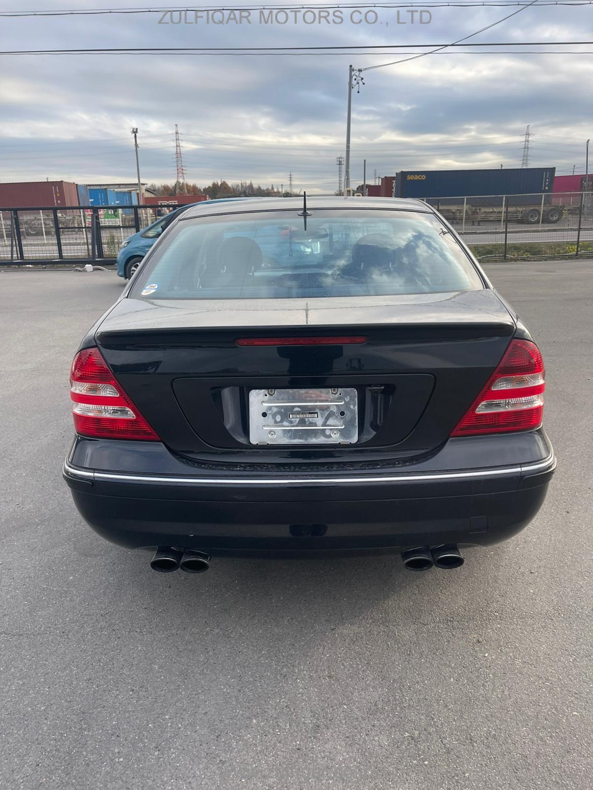 MERCEDES BENZ C CLASS 2005 Image 8