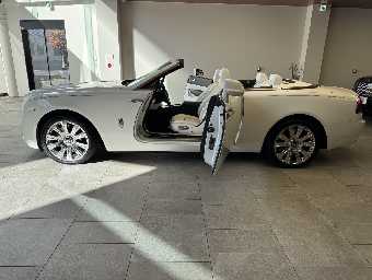 ROLLS ROYCE DAWN 2017 Image 12