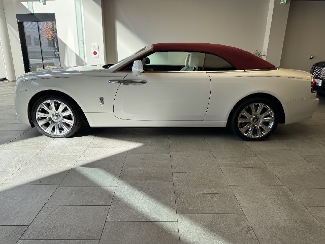 ROLLS ROYCE DAWN 2017 Image 26