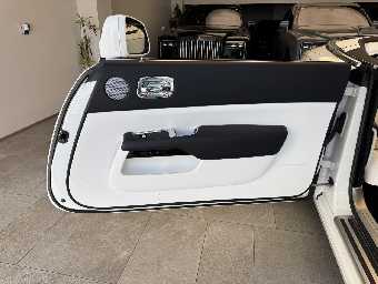 ROLLS ROYCE DAWN 2017 Image 42