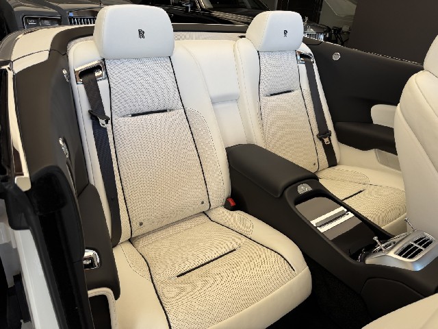 ROLLS ROYCE DAWN 2017 Image 50