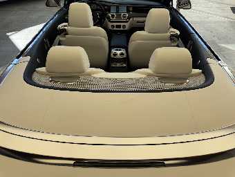 ROLLS ROYCE DAWN 2017 Image 46