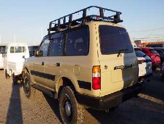 TOYOTA LAND CRUISER 80 1996 Image 3