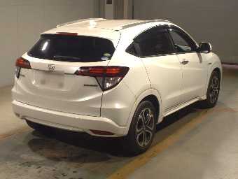 HONDA VEZEL 2015 Image 2