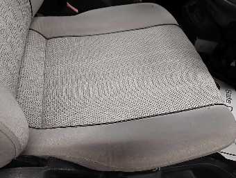 MITSUBISHI DELICA SPACE GEAR 2001 Image 8