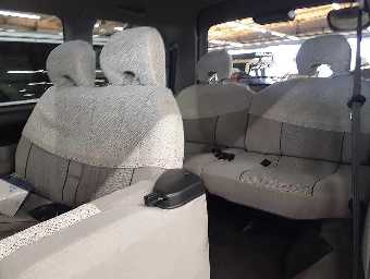 MITSUBISHI DELICA SPACE GEAR 2001 Image 9