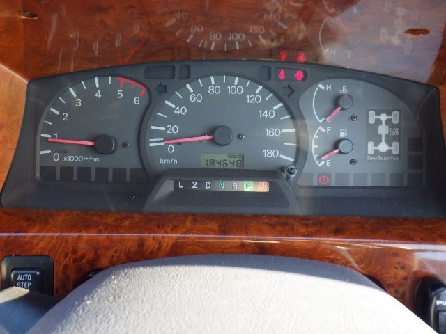 MITSUBISHI DELICA SPACE GEAR 1997 Image 20