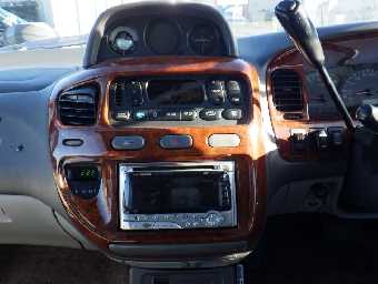 MITSUBISHI DELICA SPACE GEAR 1997 Image 11