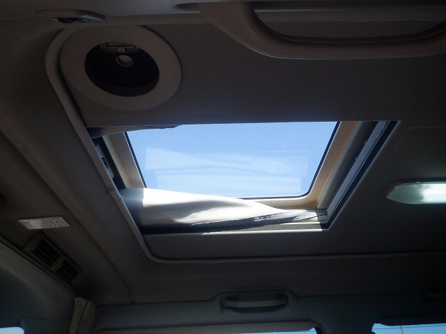 MAZDA BONGO FRIENDEE 2004 Image 32