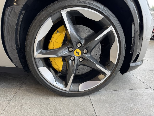 FERRARI PUROSANGUE 2025 Image 21