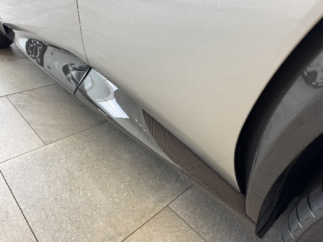 FERRARI PUROSANGUE 2025 Image 28