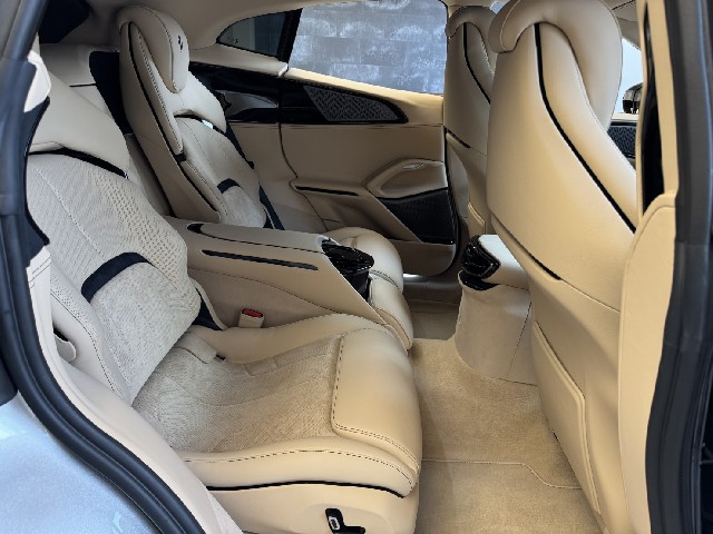 FERRARI PUROSANGUE 2025 Image 43