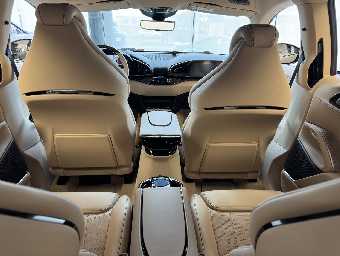 FERRARI PUROSANGUE 2025 Image 64