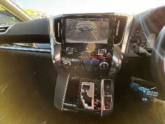 TOYOTA ALPHARD 2016 Image 15