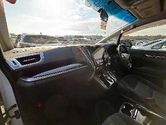 TOYOTA ALPHARD 2016 Image 17