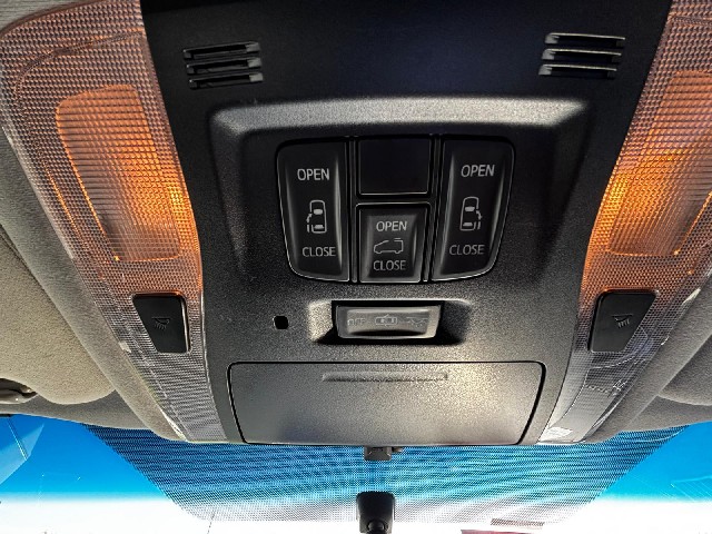 TOYOTA ALPHARD 2016 Image 26