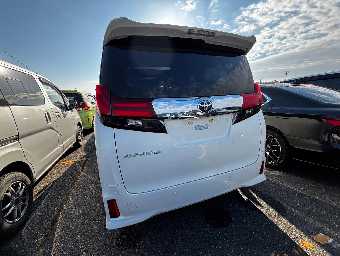 TOYOTA ALPHARD 2016 Image 4