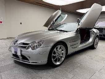 MERCEDES BENZ SLR MCLAREN 2004 Image 1
