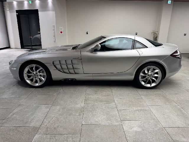 MERCEDES BENZ SLR MCLAREN 2004 Image 22