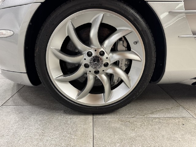 MERCEDES BENZ SLR MCLAREN 2004 Image 23