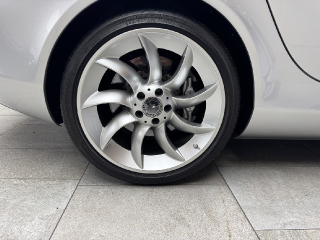 MERCEDES BENZ SLR MCLAREN 2004 Image 25